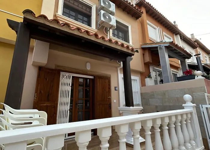 Pasaje Ceuta 度假居 托雷维耶哈